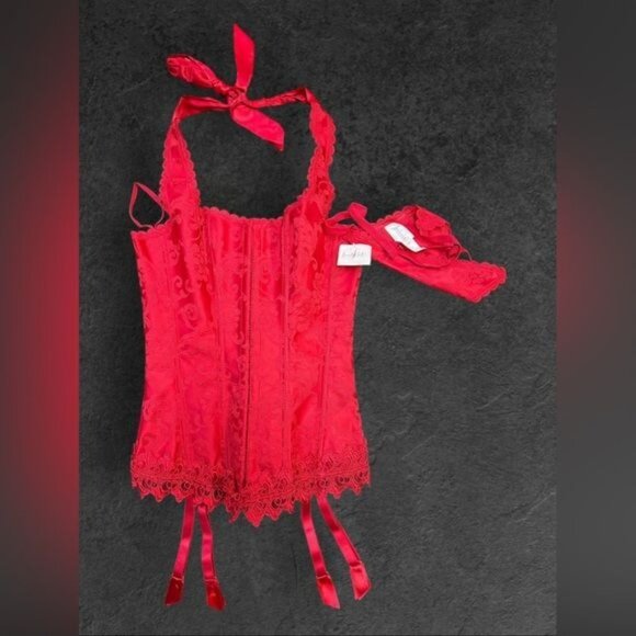 NWT DEAD STOCK Frederick’s of Hollywood Red Halter Corset Set – Size S/M